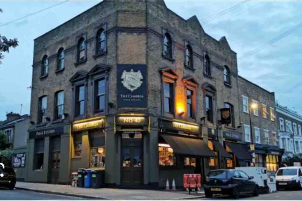 Spacious One Bedroom Private Flat In Brixton +Wifi لندن المظهر الخارجي الصورة