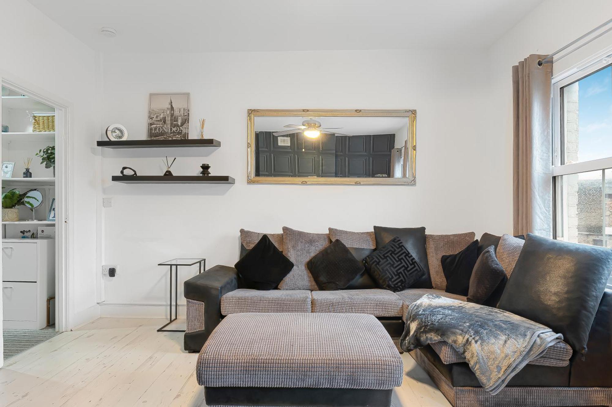 Spacious One Bedroom Private Flat In Brixton +Wifi لندن المظهر الخارجي الصورة